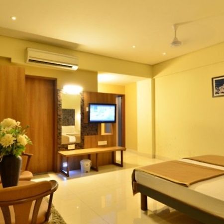 Hotel Tiranga Residency Pune Exterior photo